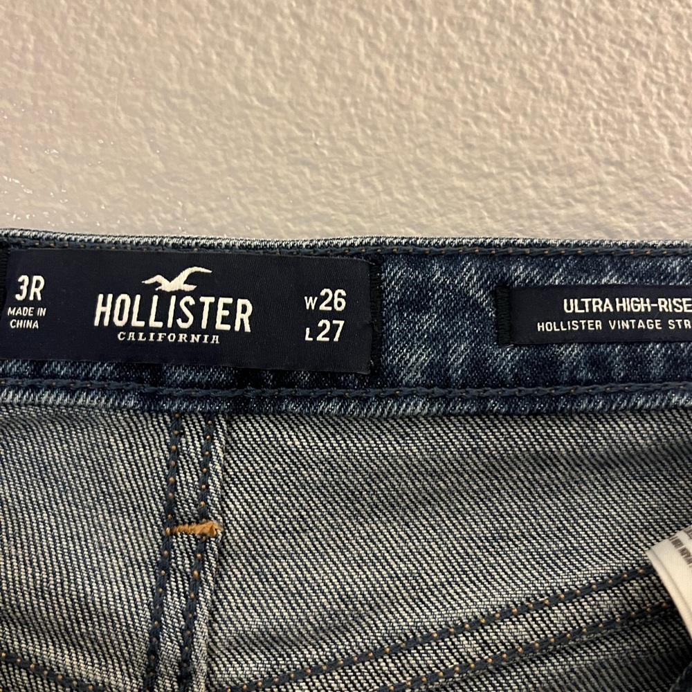 3R ultra high rise mom jeans from hollister, fringe ends